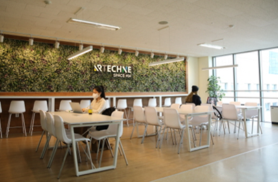 Artechne 空间