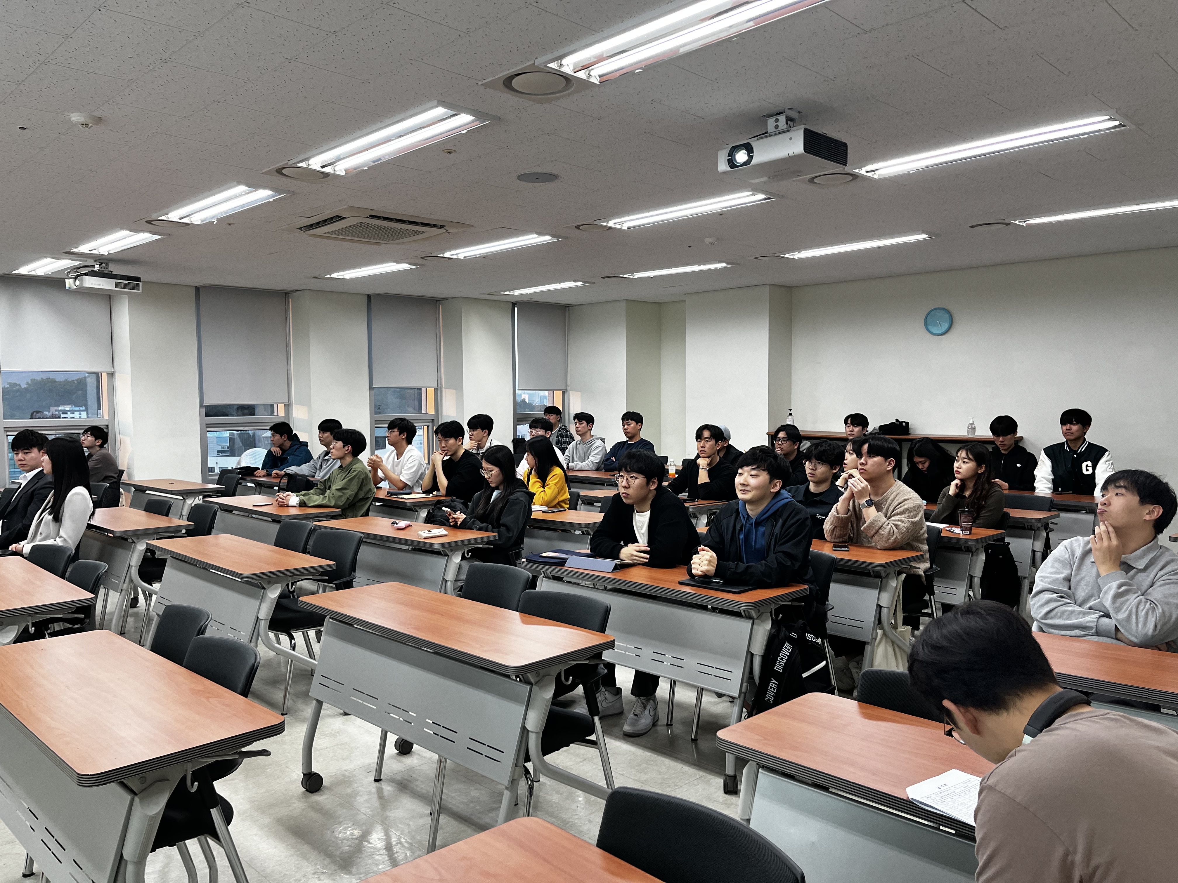 간담회7.jpg 첨부 이미지