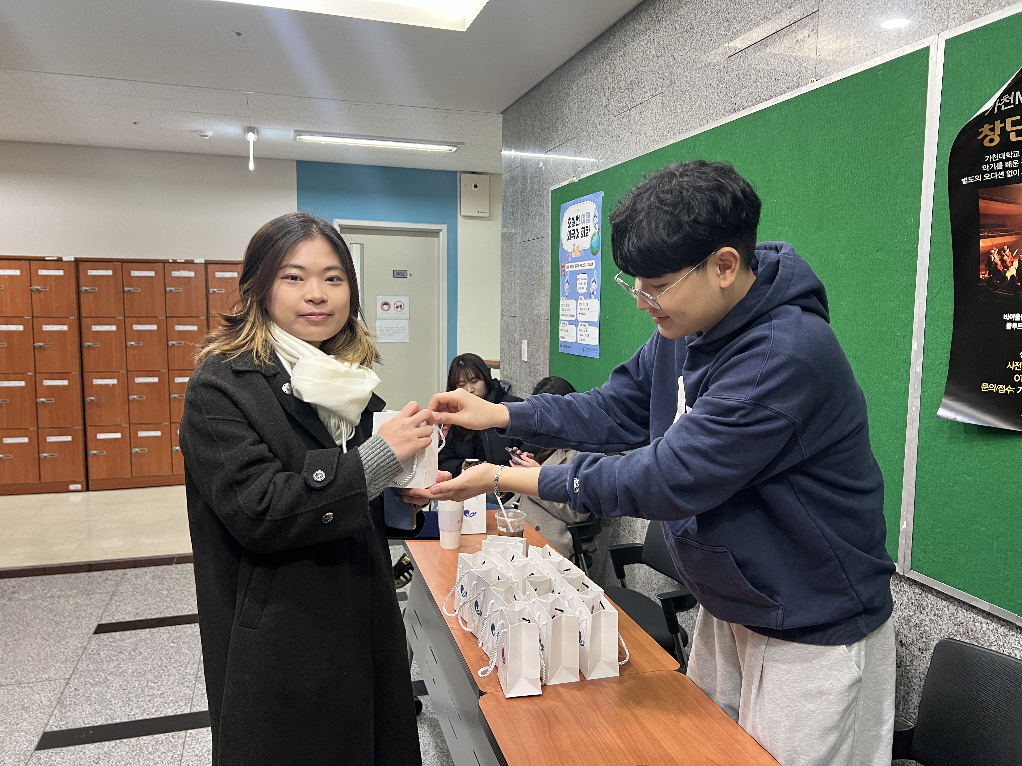23 졸업식5.jpg 첨부 이미지