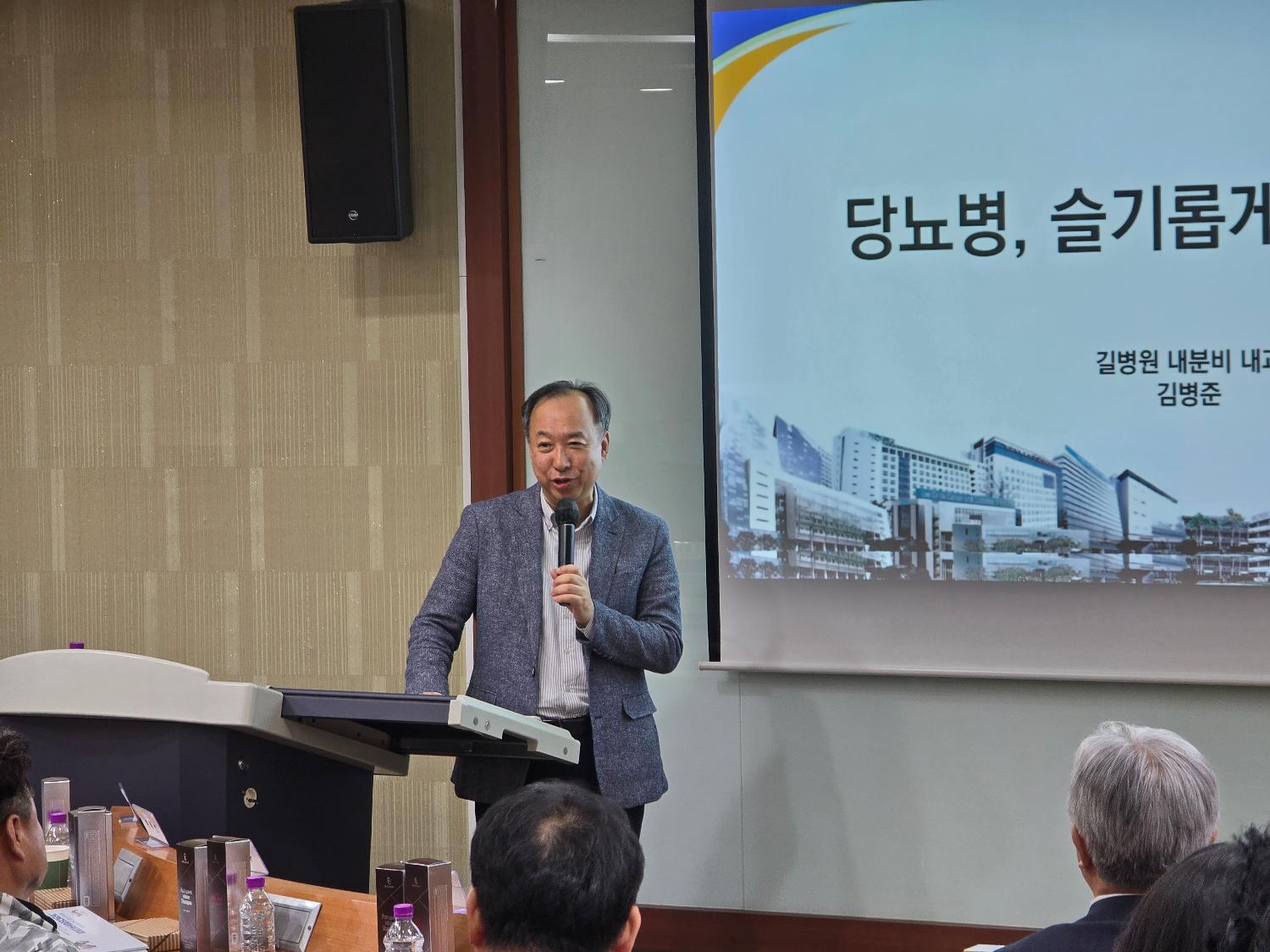 2de56335b8094f67a4b4083a5017a970-thumb(1500,20000).jpg 첨부 이미지